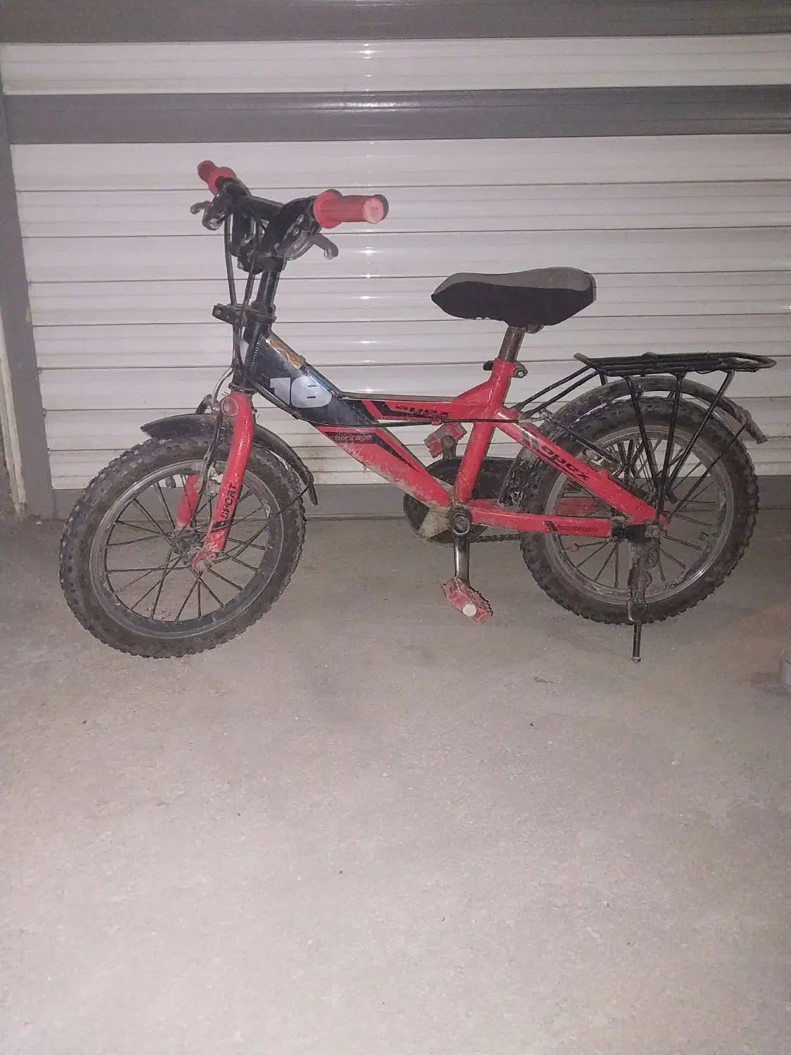 دوچرخه ۱۶ لاستیک نو. سالم درحد|دوچرخه، اسکیت، اسکوتر|ساوه, |دیوار