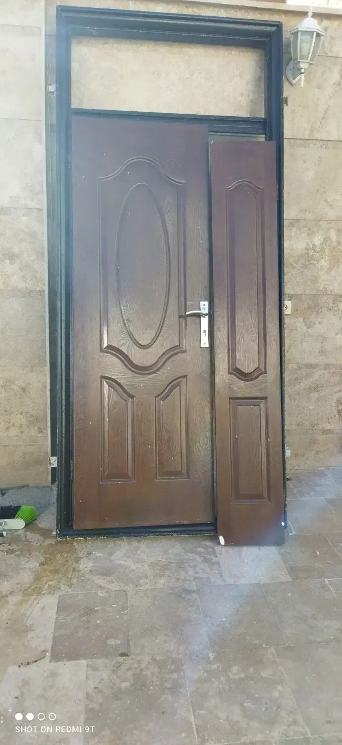 در چوبی دولنگه|مصالح و تجهیزات ساختمان|قیدار, |دیوار