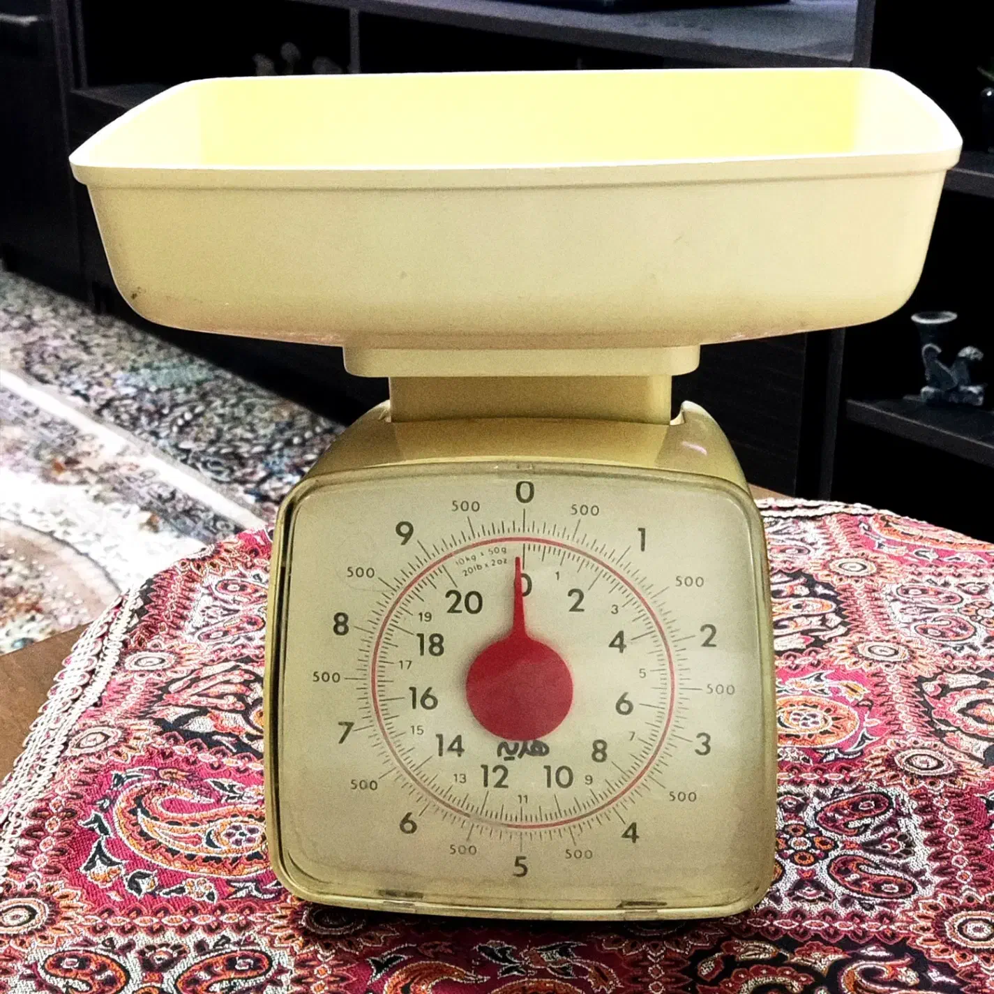 ترازوی قدیمی مدل هدیه سالم|کلکسیون اشیاء عتیقه|نیشابور, بزرگمهر|دیوار