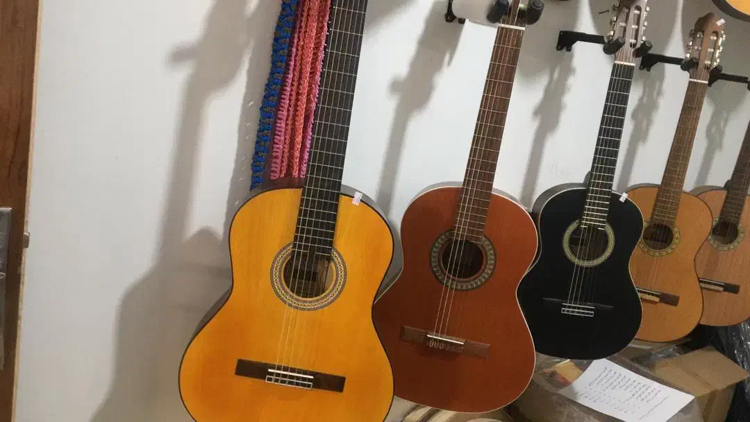 گیتار|گیتار، بیس، امپلیفایر|کرج, برغان|دیوار