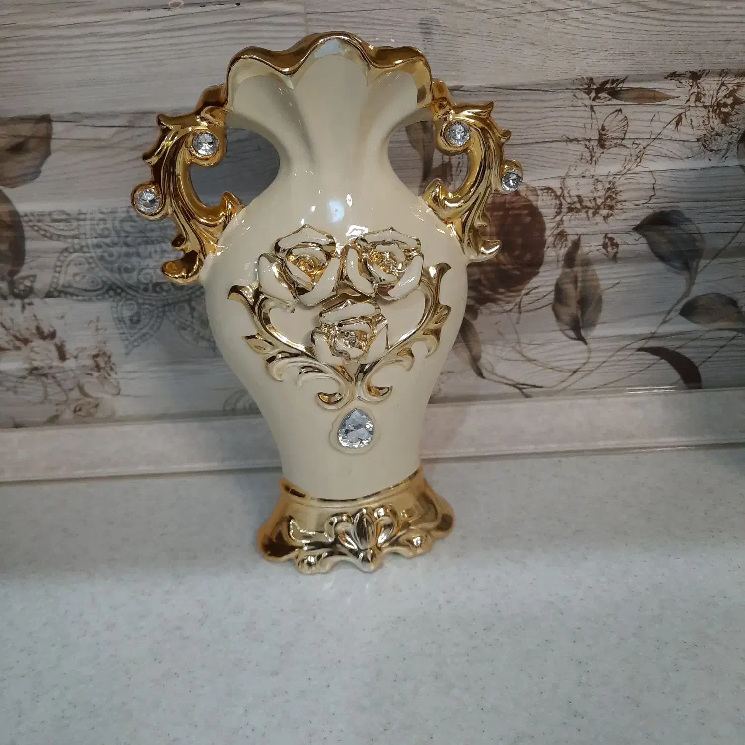 گلدان سرامیکی دکوری|صنایع دستی و سایر لوازم تزئینی|تهران, مشیریه|دیوار