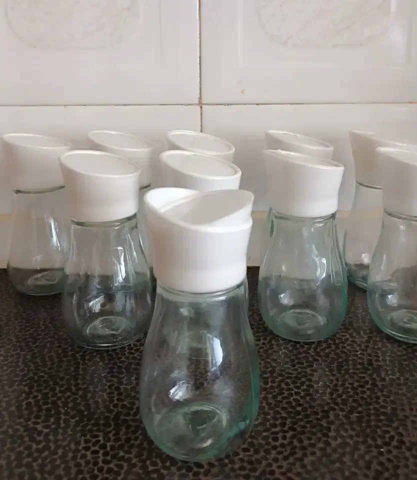 جا ادویه ده عددی|ظروف نگهدارنده، پلاستیکی، یک‌بارمصرف|اصفهان, گلزار|دیوار