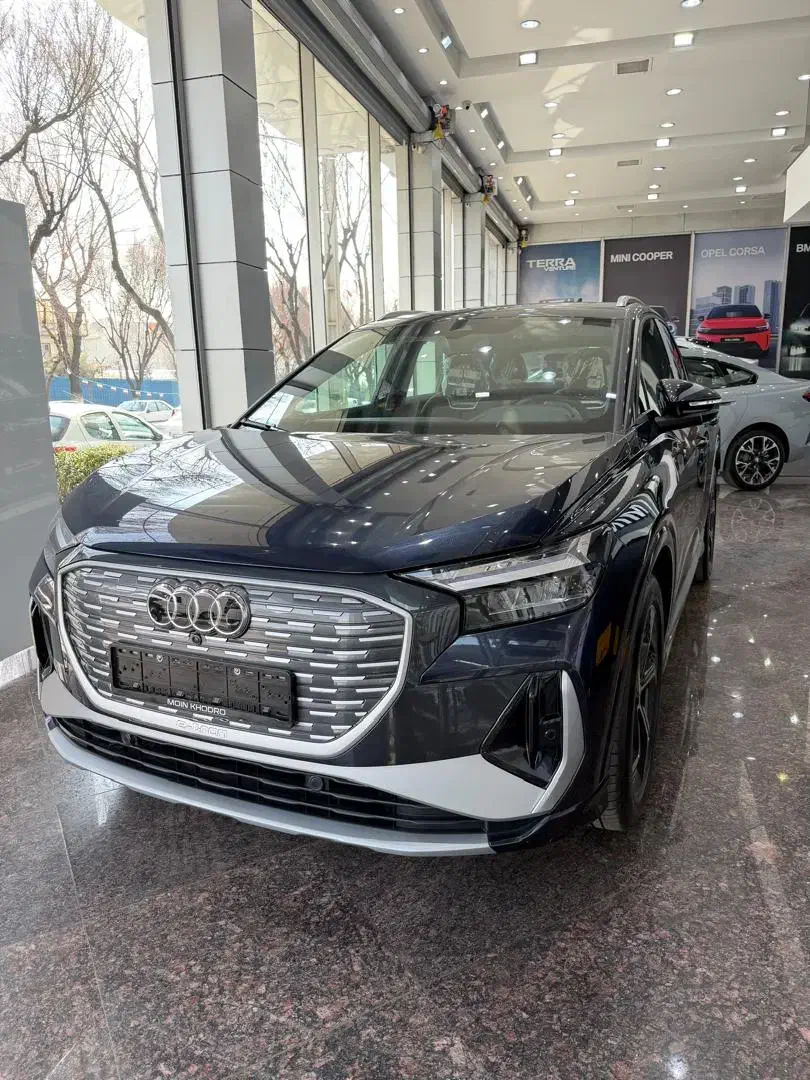 AUDI Q4 2025|خودرو سواری و وانت|تهران, اختیاریه|دیوار