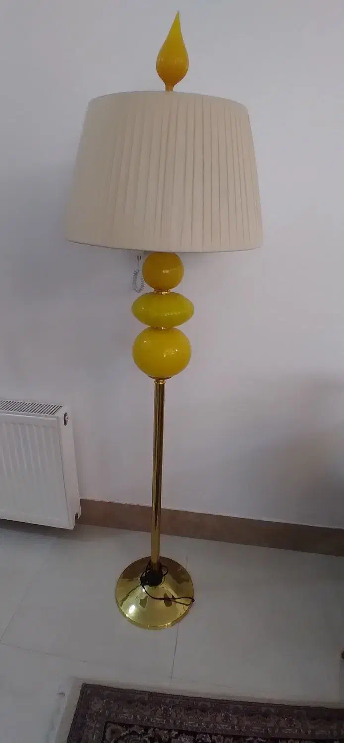 آباژور ایستاده|چراغ خواب و آباژور|قم, سعادتی|دیوار