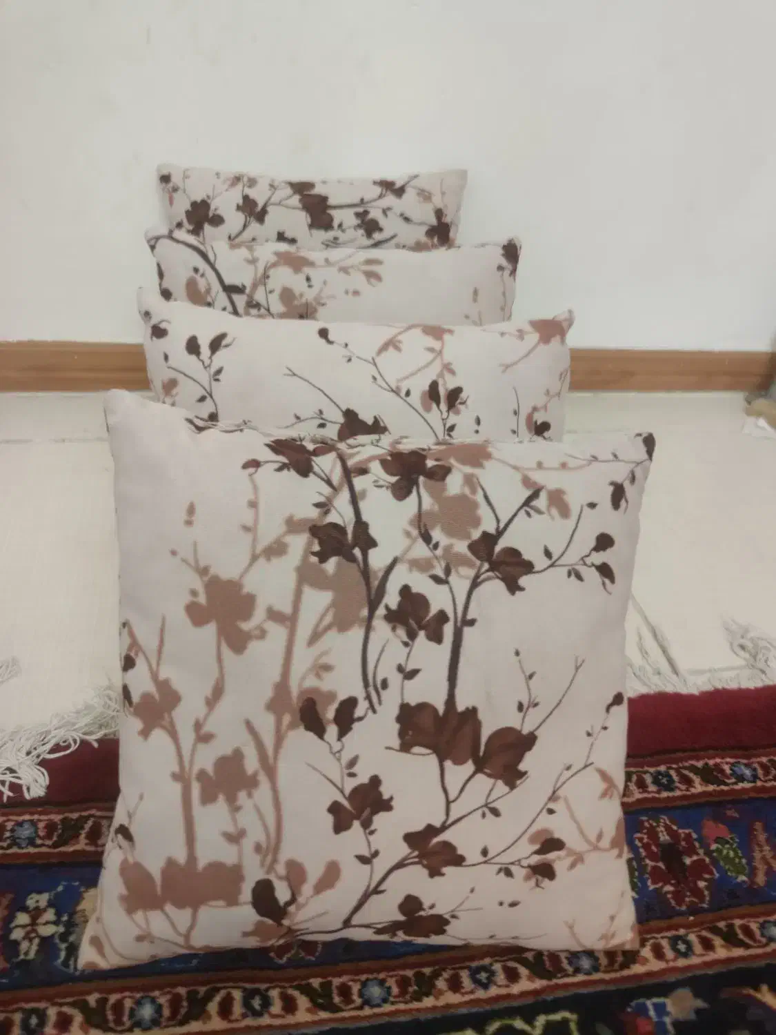 کوسن|رختخواب، بالش، پتو|محمدیه-قزوین, |دیوار