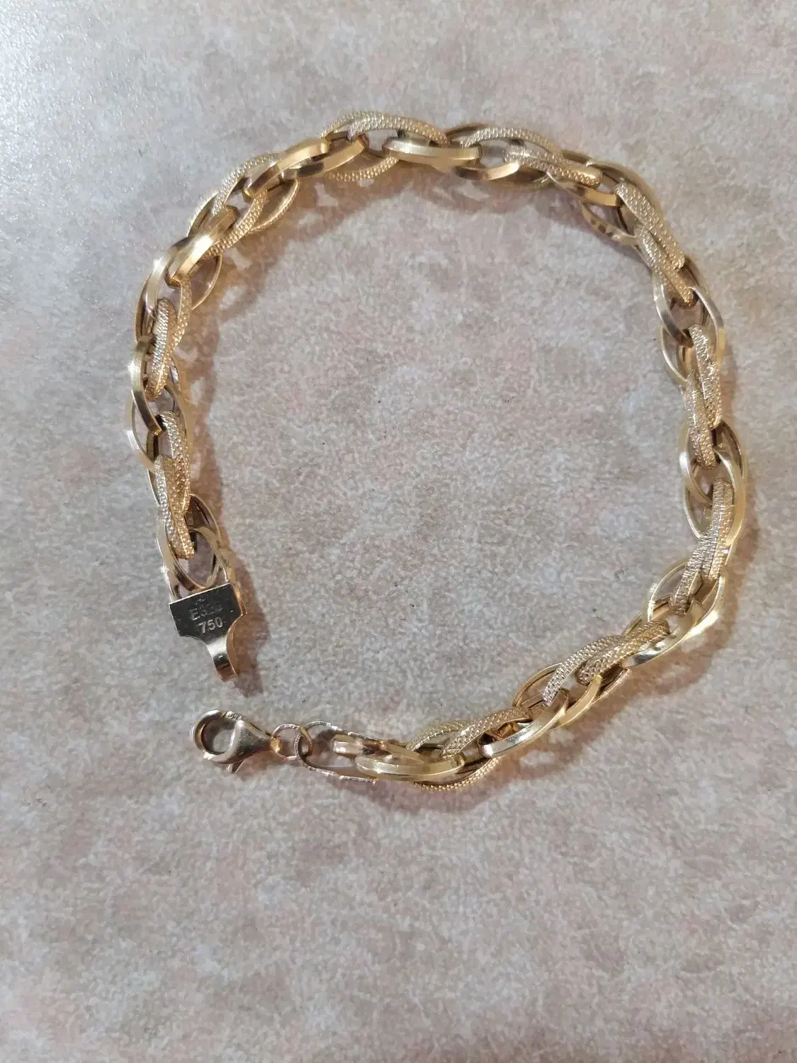 دستبند طلا|جواهرات|صدرا-فارس, فاز ۲|دیوار