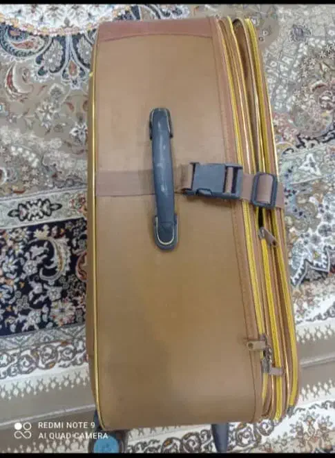 ساک مسافرتی|کیف، کفش، کمربند|یاسوج, |دیوار