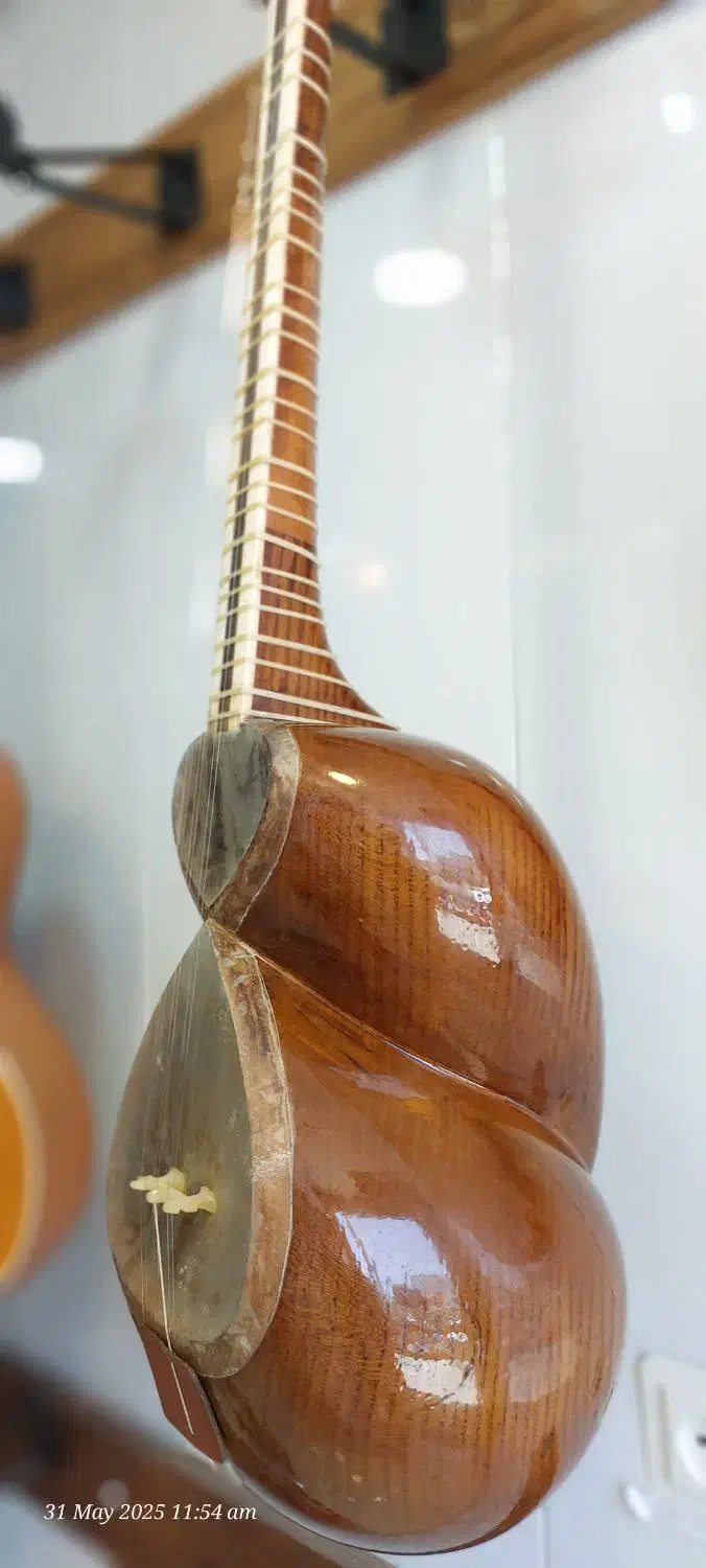 تار|سازهای سنتی|جهرم, |دیوار