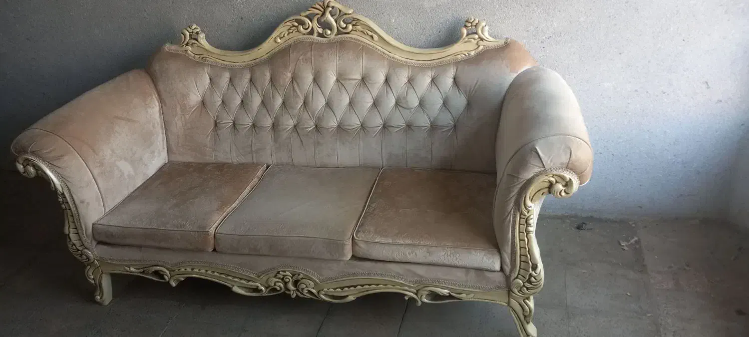 مبل ۷ نفره|مبلمان خانگی و میز عسلی|اسلام‌شهر, شاطره|دیوار