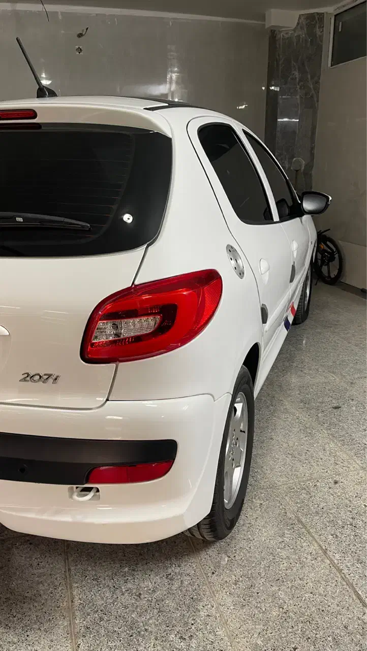 ۲۰۷پانا درحد آخر۴۰۱|خودرو سواری و وانت|اصفهان, رسالت|دیوار