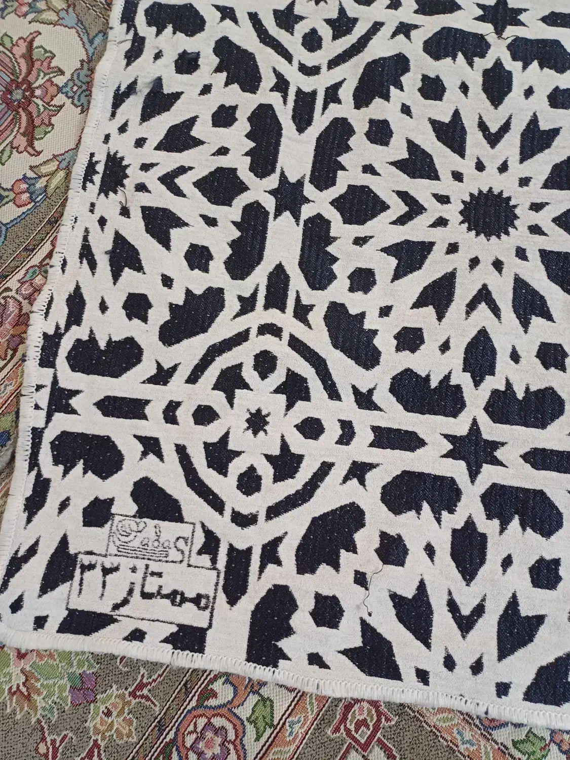 روفرشی ۹ متری ۲ عدد درحد نو|روفرشی|مشکیندشت, |دیوار