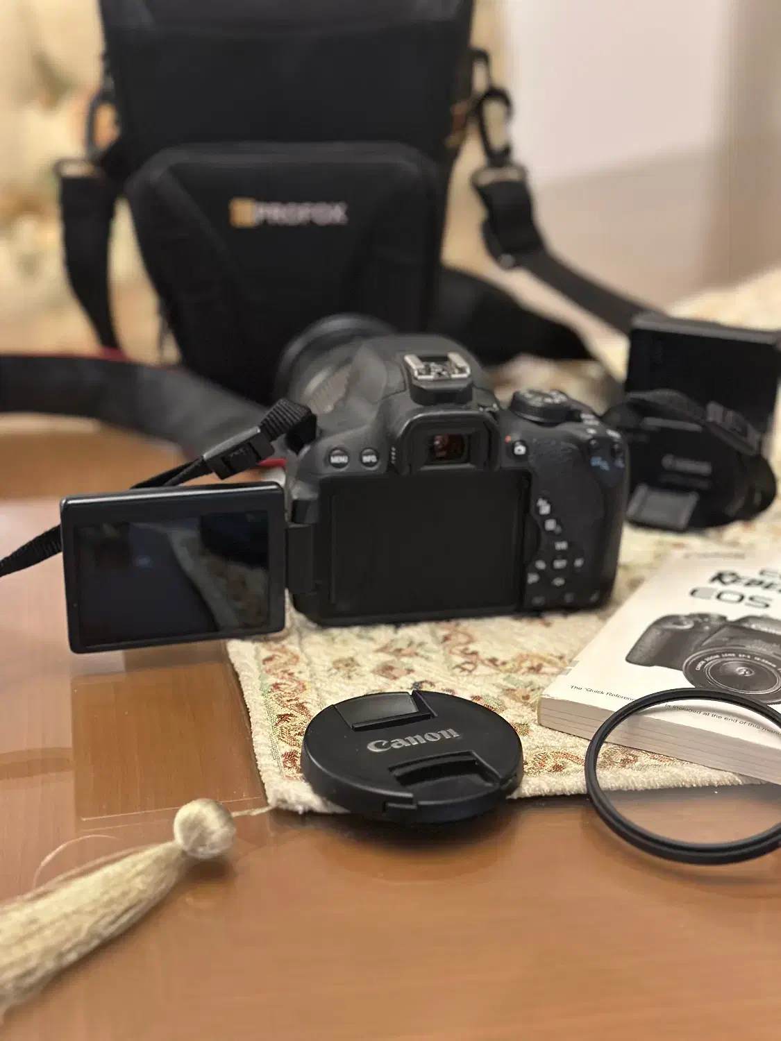 دوربین canon700D|دوربین عکاسی و فیلم‌برداری|تهران, شهرک چیتگر|دیوار