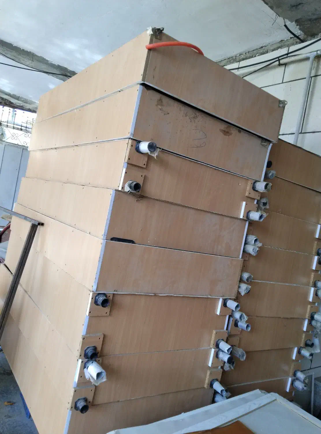 قفسه|کتابخانه، شلف، قفسههای دیواری|خان ببین, |دیوار