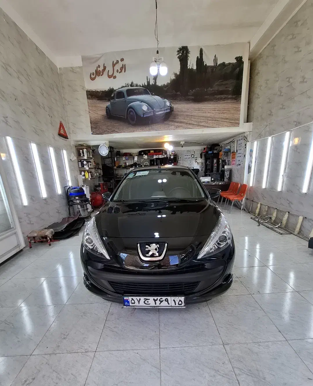 پولیش واکس سرامیک بدنه رفع آفتاب سوختگی تشخیص رنگ|خدمات موتور و ماشین|تبریز, |دیوار