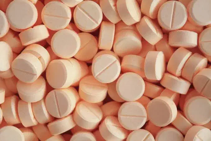 پذیرش مددجو ترک اعتیاد بدون بستری (اپیوم) (متادون)|خدمات آرایشگری و زیبایی|سیرجان, |دیوار