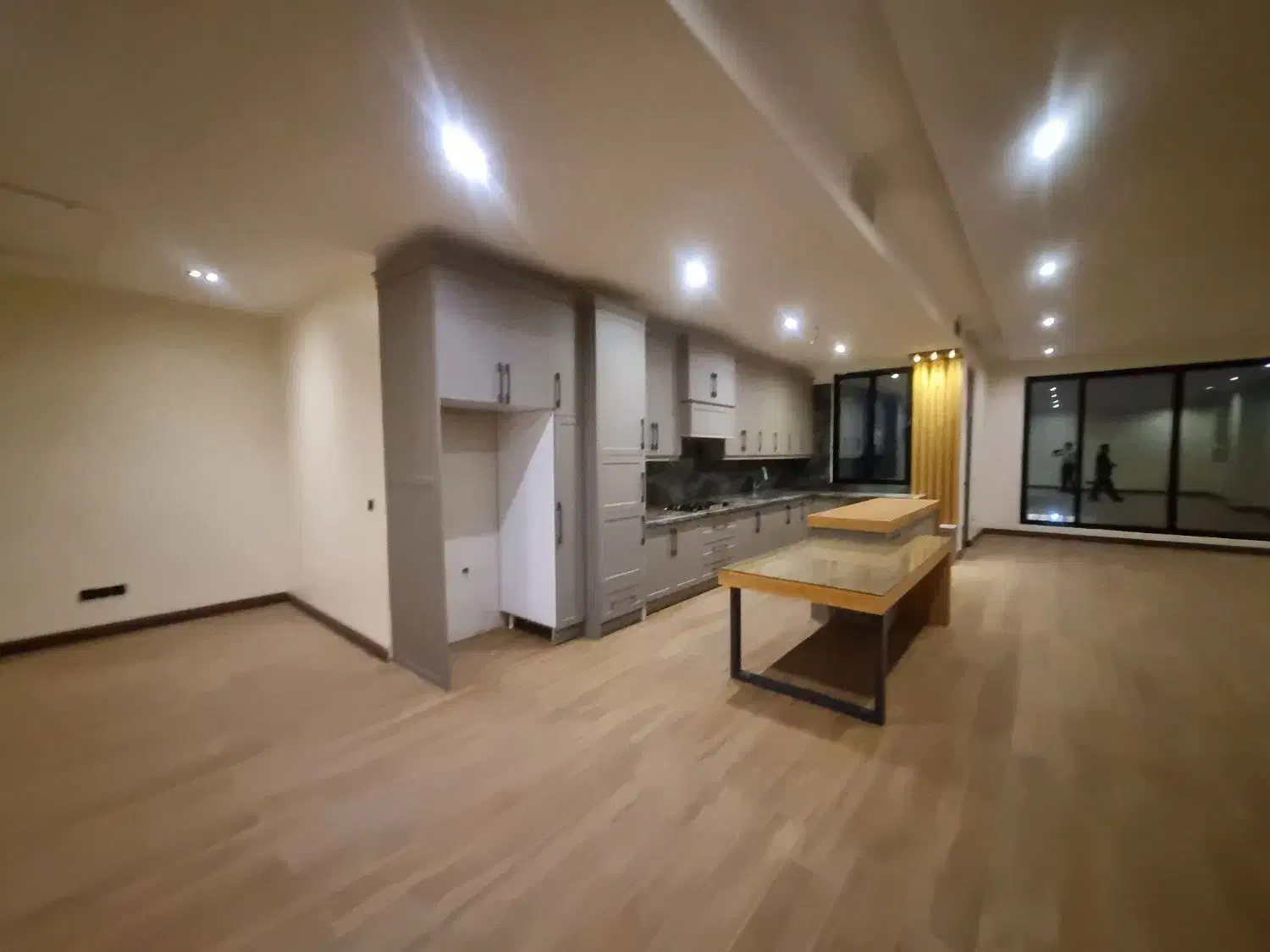 پیش فروش واحد ۲۵۰ متری سازنده بنام و ریشه دار|پیش‌فروش املاک|کرج, فاز ۲ مهرشهر|دیوار