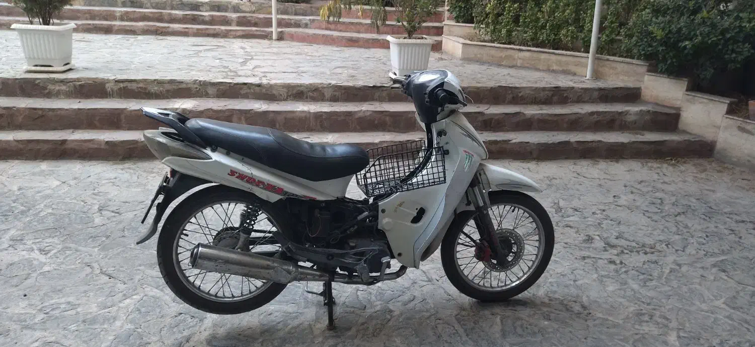 موتور شوکا مدل 91سفید|موتورسیکلت|مشهد, جاهد شهر|دیوار