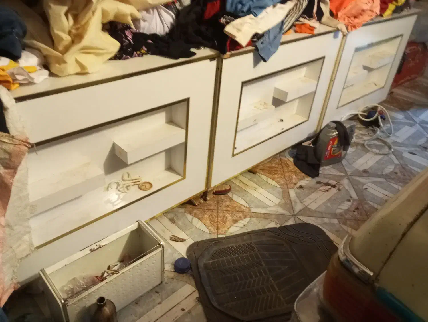 سه عدد میز مغازه برای کفش|فروشگاه و مغازه|رشتخوار, |دیوار