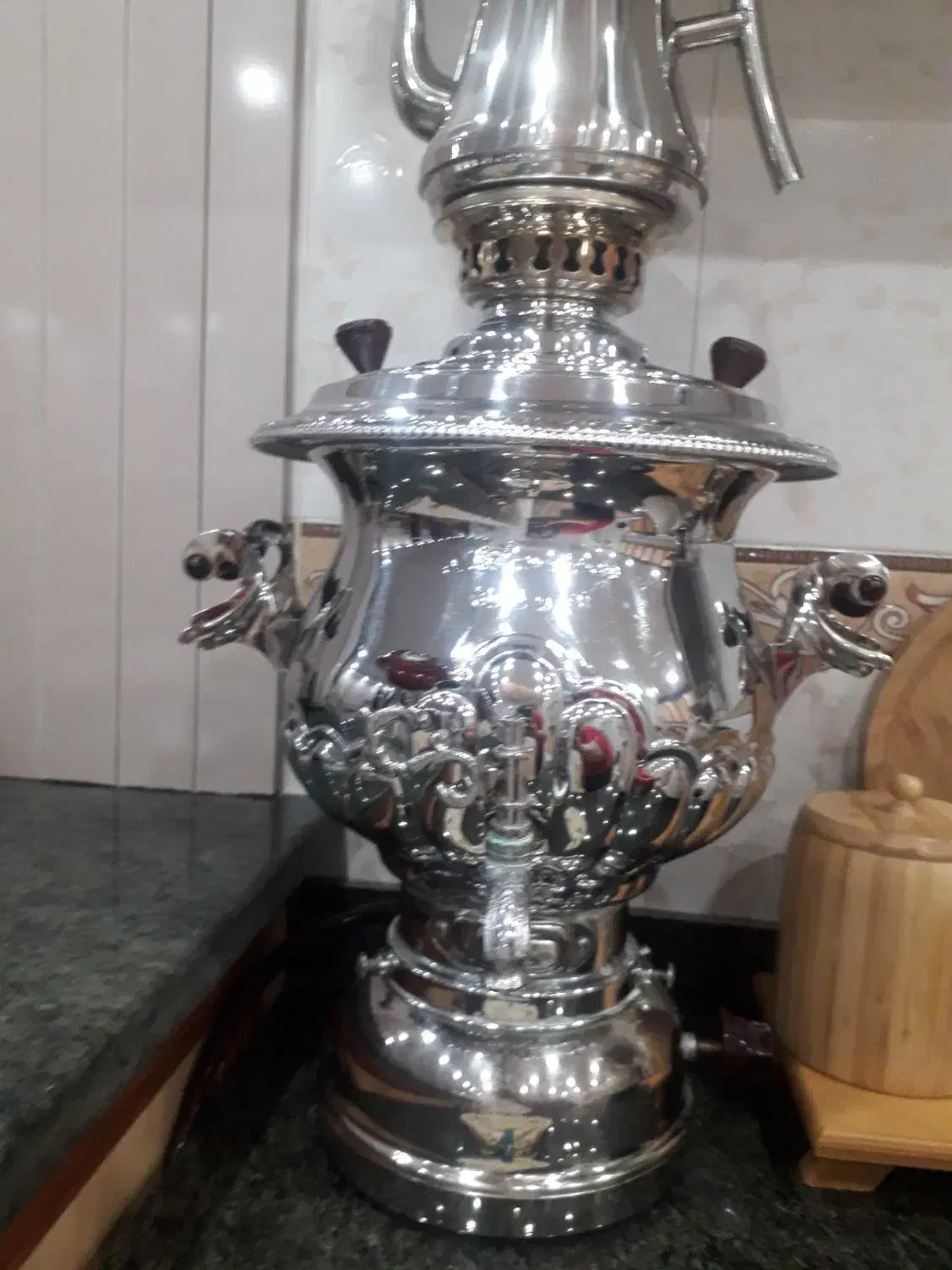 سماور اکبر برادران ۸ لیتری|سماور، چای‌ساز، قهوه‌ساز|همدان, |دیوار