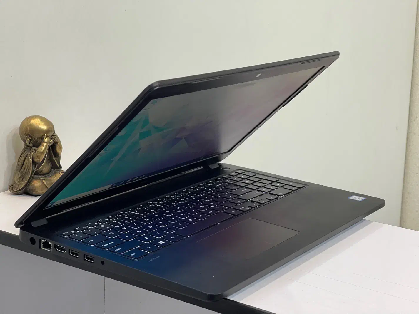 dell lattitude 15/مخصوص مدیران/مشابه نو/نسل۸|رایانه همراه|تهران, میدان ولیعصر|دیوار