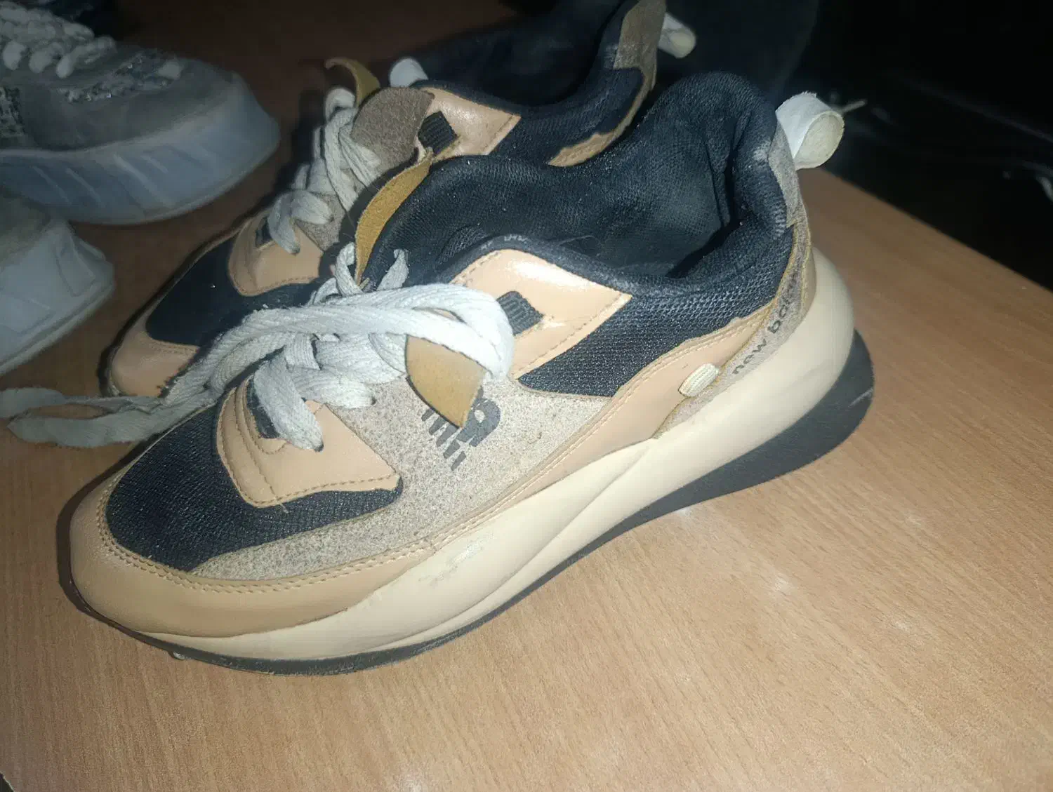 کتونی|کفش و لباس بچه|ساوه, |دیوار