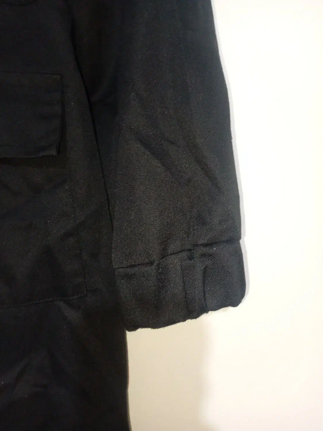 مانتو مشکی مناسب پاییز و زمستان|لباس|برخوار, |دیوار