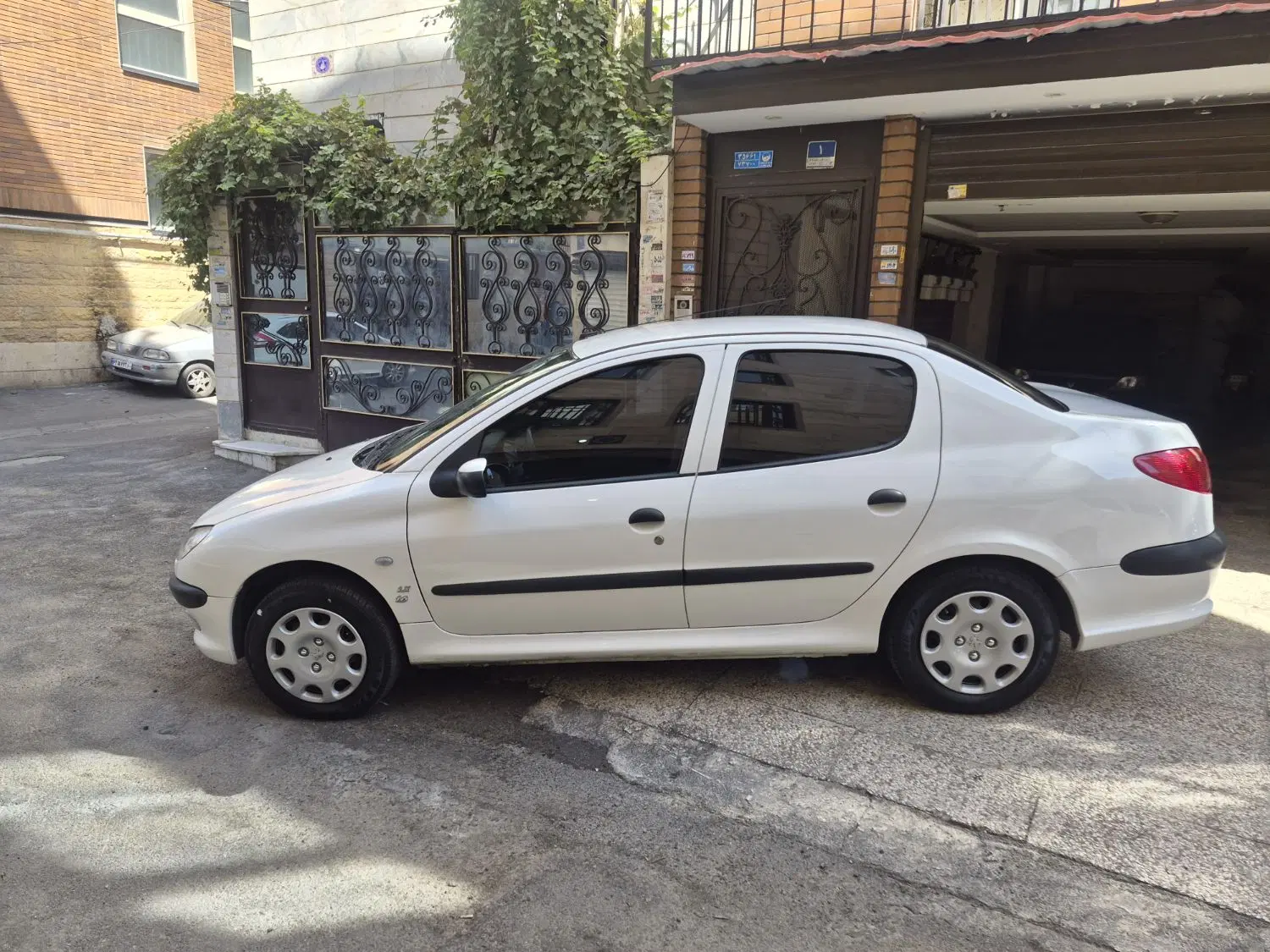 v8 sd  مدل 96|خودرو سواری و وانت|تهران, نیکنام|دیوار