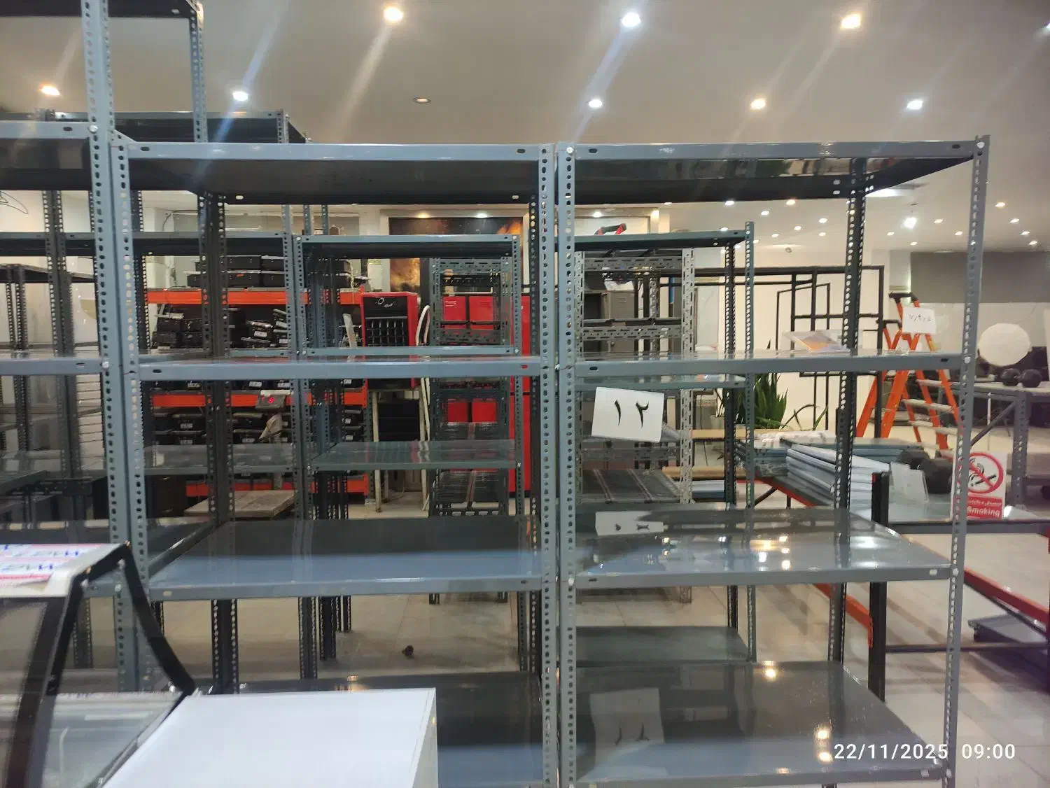 قفسه بندی|فروشگاه و مغازه|قم, شاه احمد قاسم|دیوار