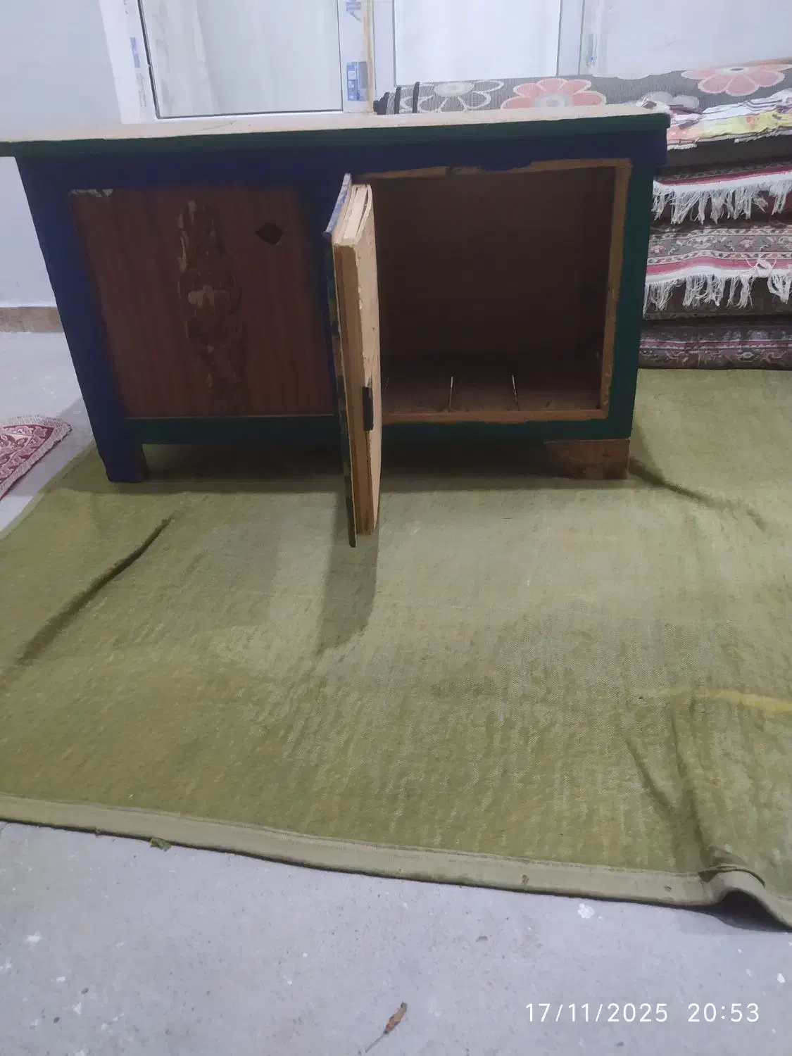 کمد چوبی کتاب دانش آموز|کتابخانه، شلف، قفسه‌های دیواری|پارس‌آباد, |دیوار