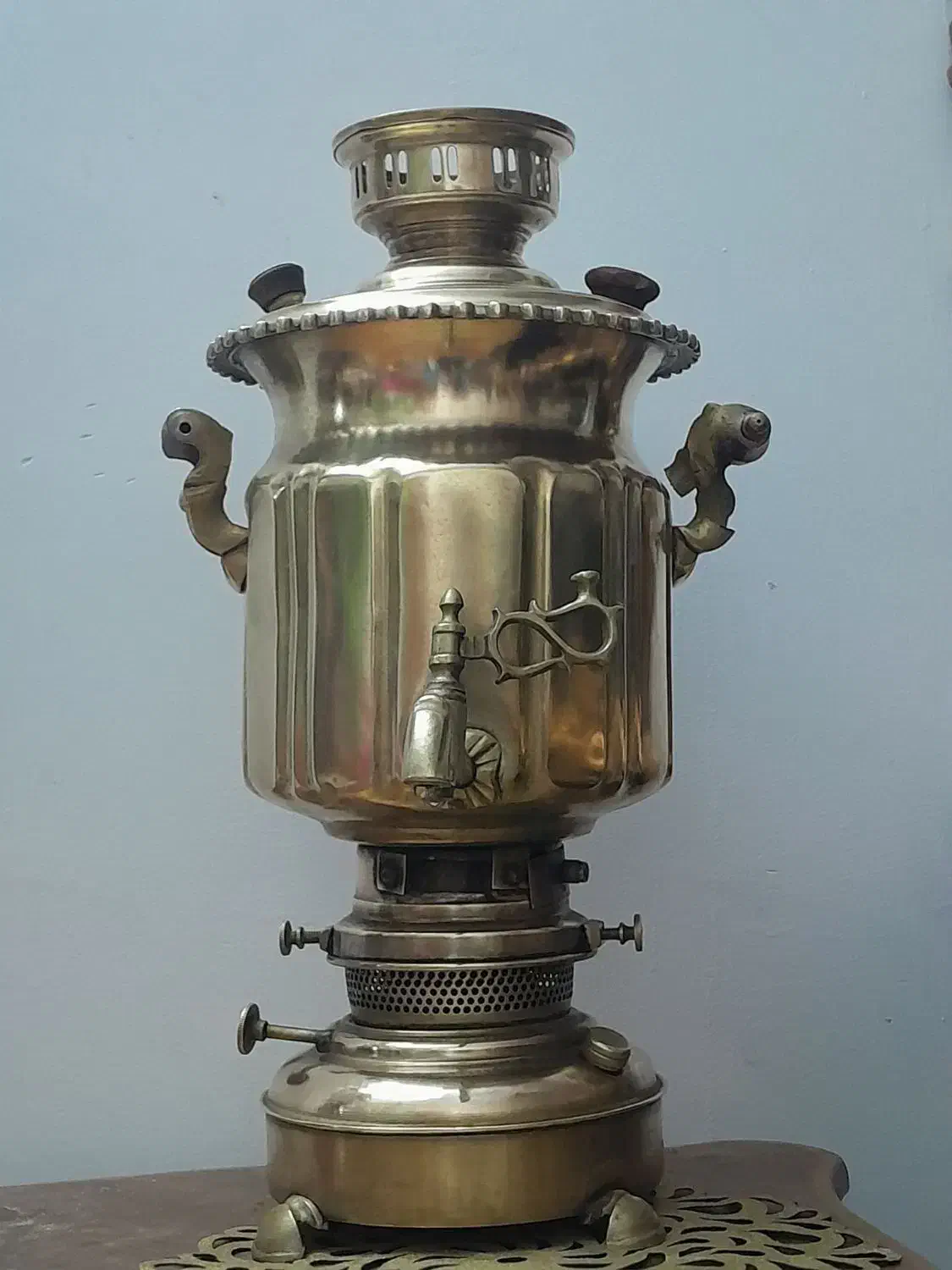 سماور برنجی 4 لیتری|کلکسیون اشیاء عتیقه|نسیمشهر, |دیوار