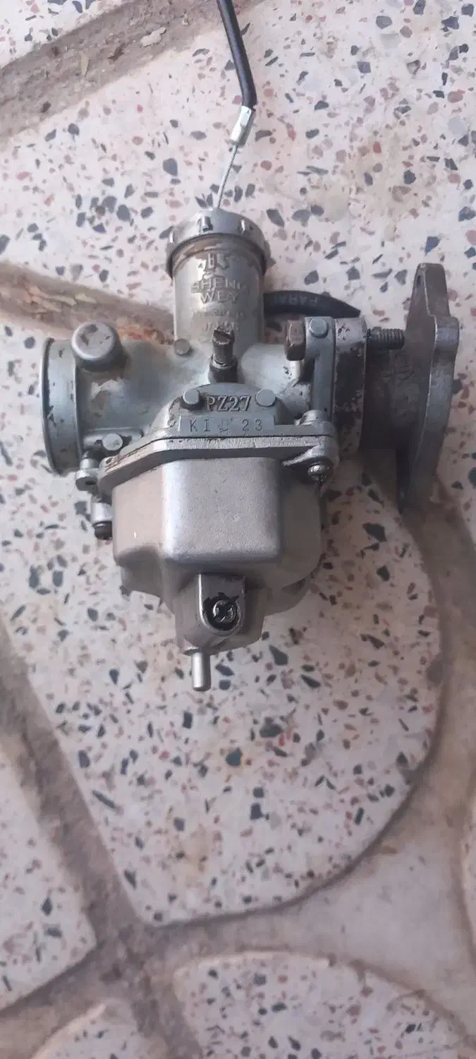 کاربرات موتور هندا ۱۲۵|قطعات یدکی و لوازم جانبی|همدان, |دیوار