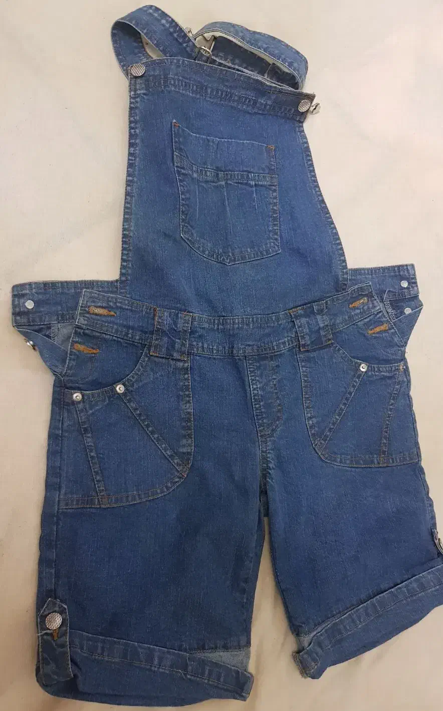 خیلی تمیز|لباس|گرگان, |دیوار