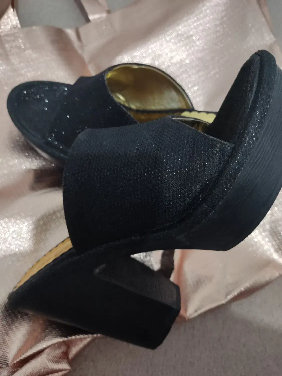 صندل نونو|کیف، کفش، کمربند|بوشهر, |دیوار