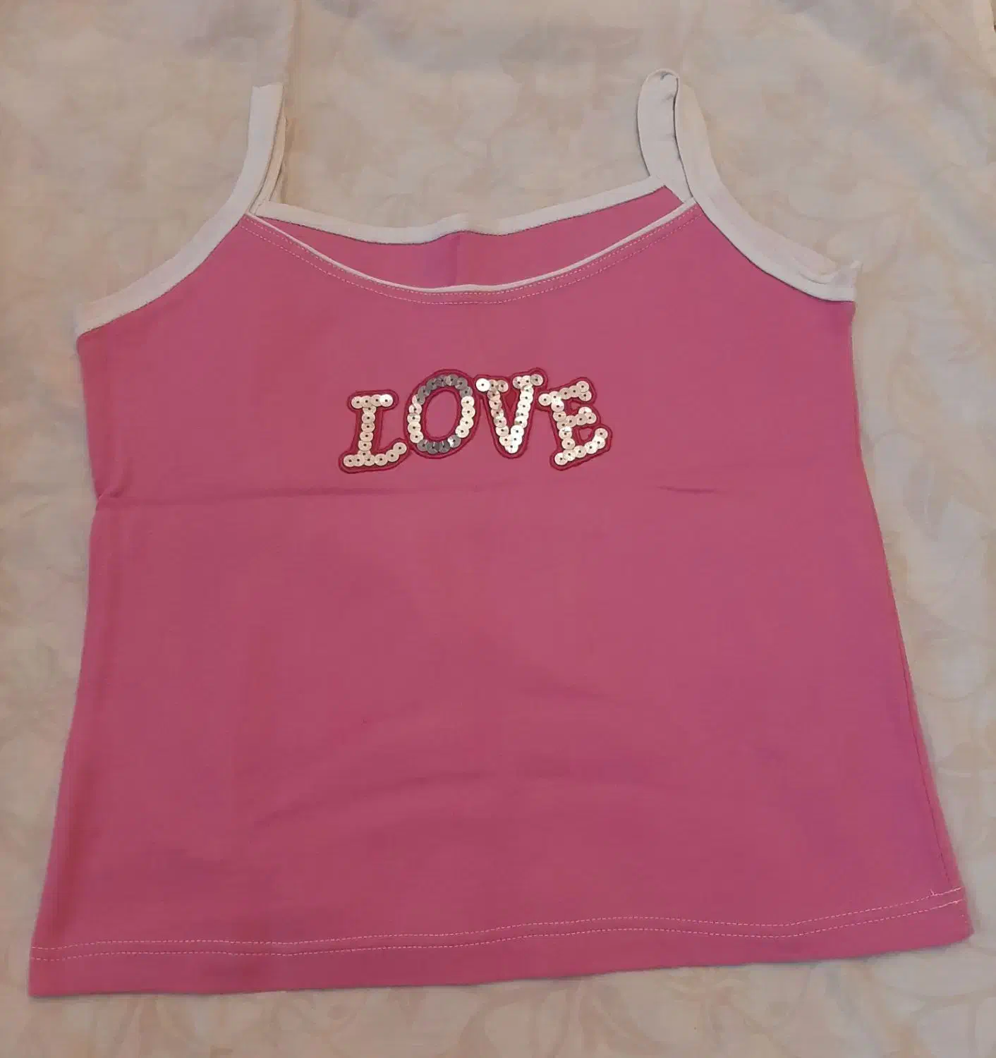 تعدادی تاپ|لباس|تبریز, |دیوار