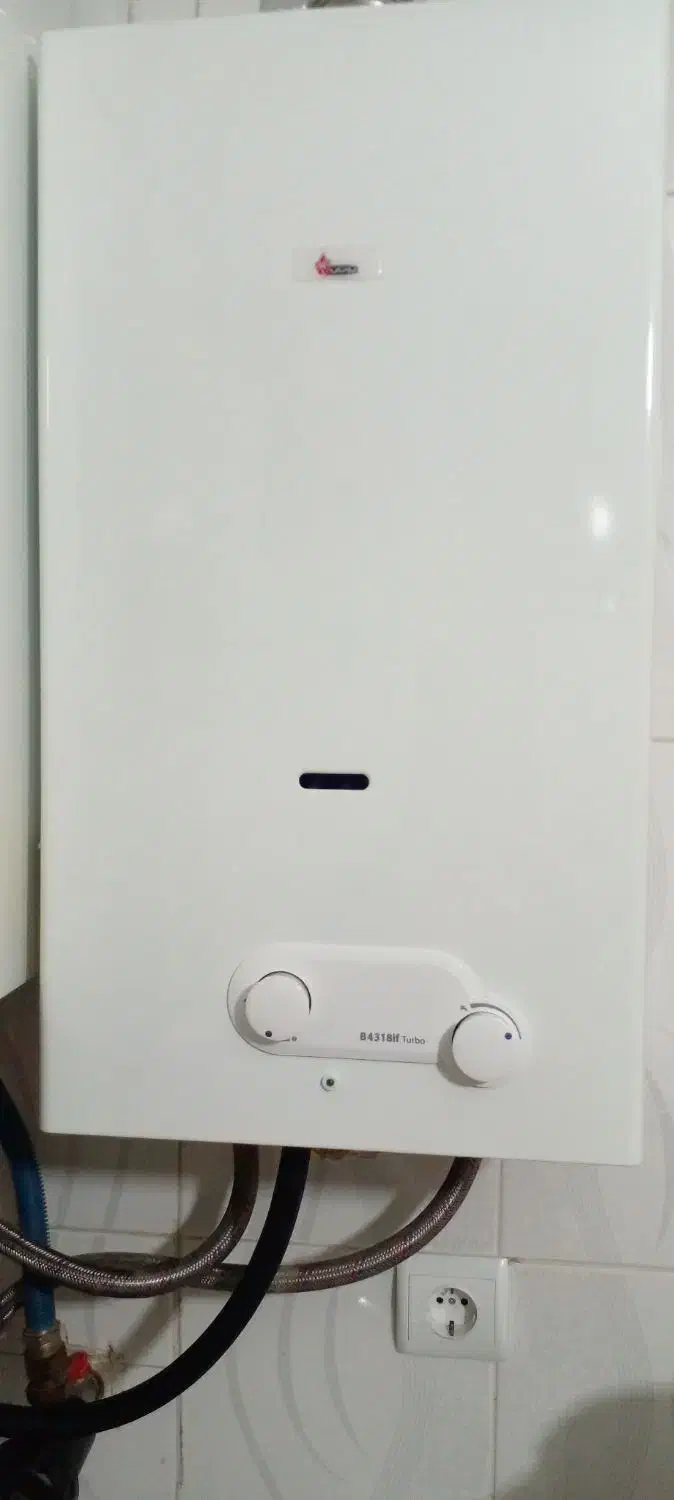 آبگرمکن آب گرم کن بوتان|آبگرمکن، پکیج، شوفاژ|میانه, |دیوار