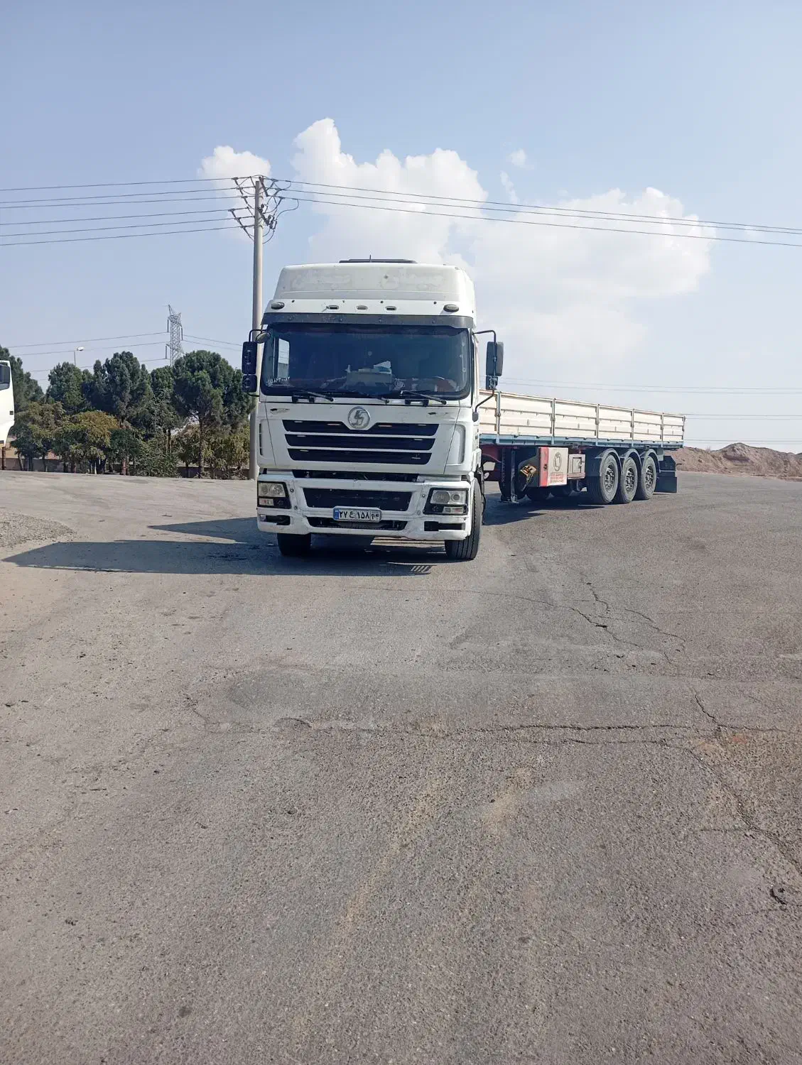 کشنده ی شاکمان دنیز مدل ۹۲، دایون اکسور هوو البرز|خودرو سنگین|بیرجند, |دیوار