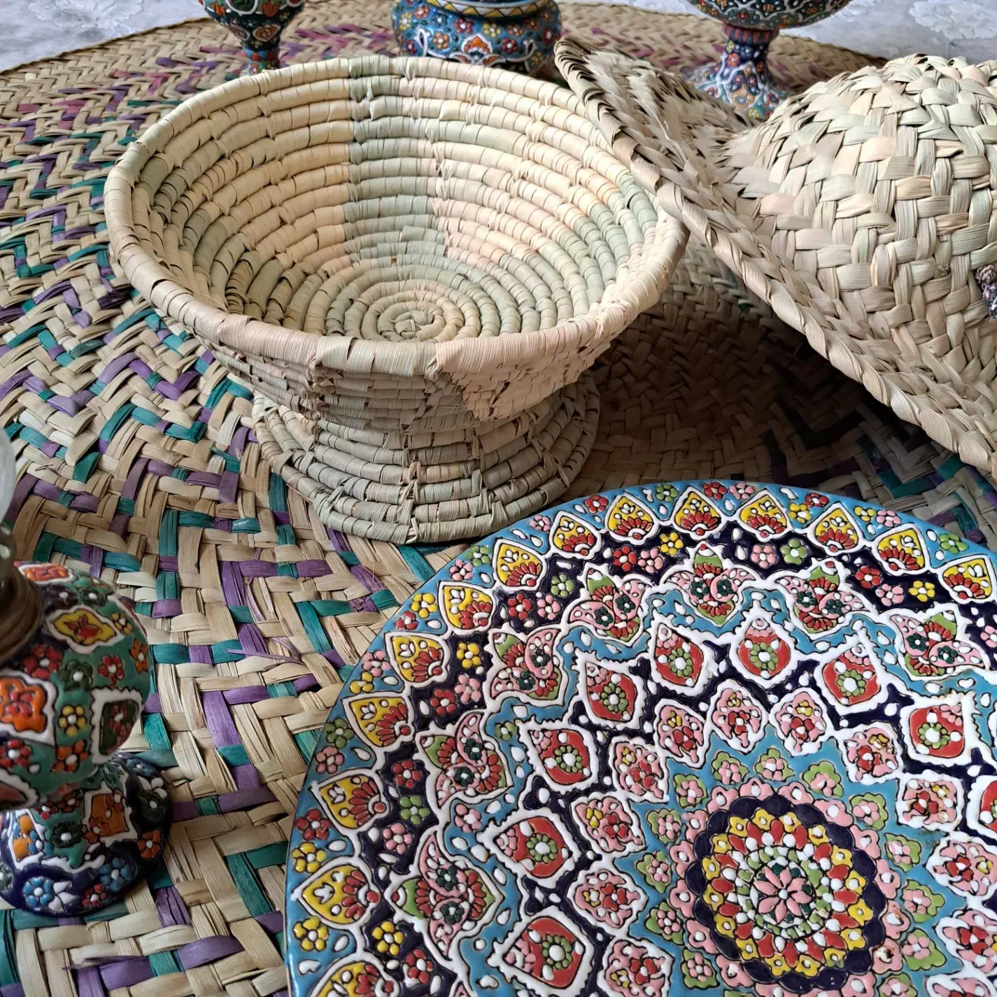 حصیری ،میناکاری سرامیکی ، مکرومه|صنایع دستی و سایر لوازم تزئینی|تهران, صادقیه|دیوار