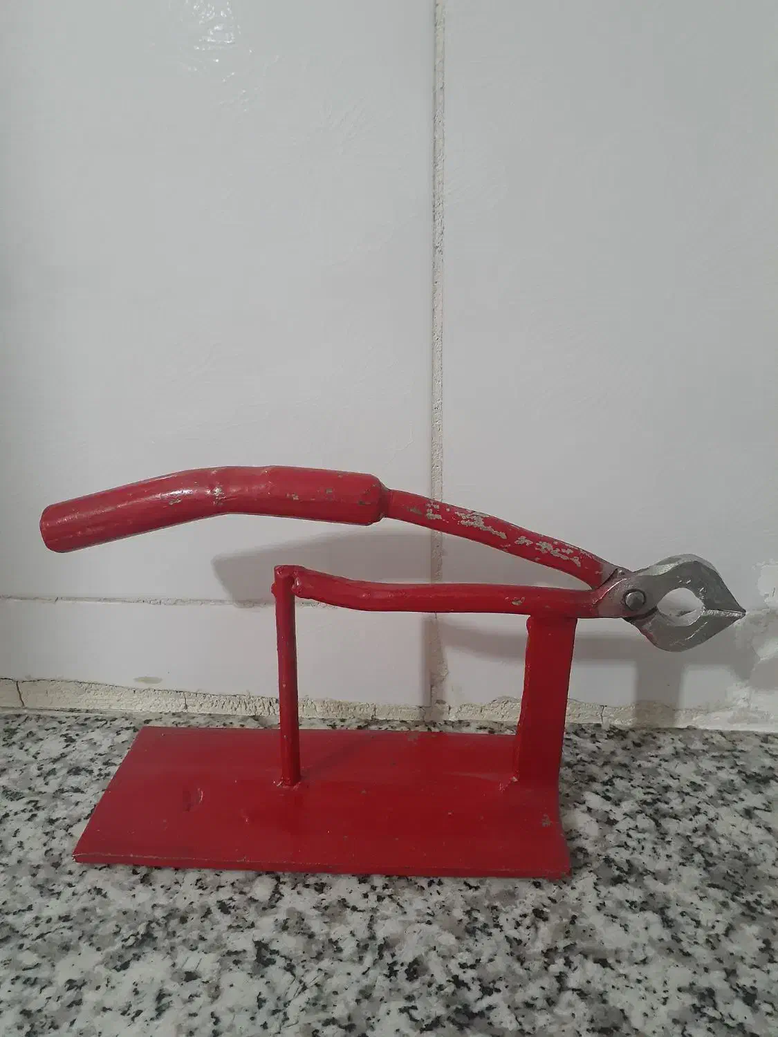 قیچی قند|ظروف پخت‌وپز|کرمانشاه, |دیوار