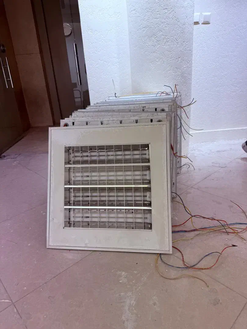 13تا لامپ سقفی بفروش میرسد|لامپ و چراغ|بندر ماهشهر, |دیوار