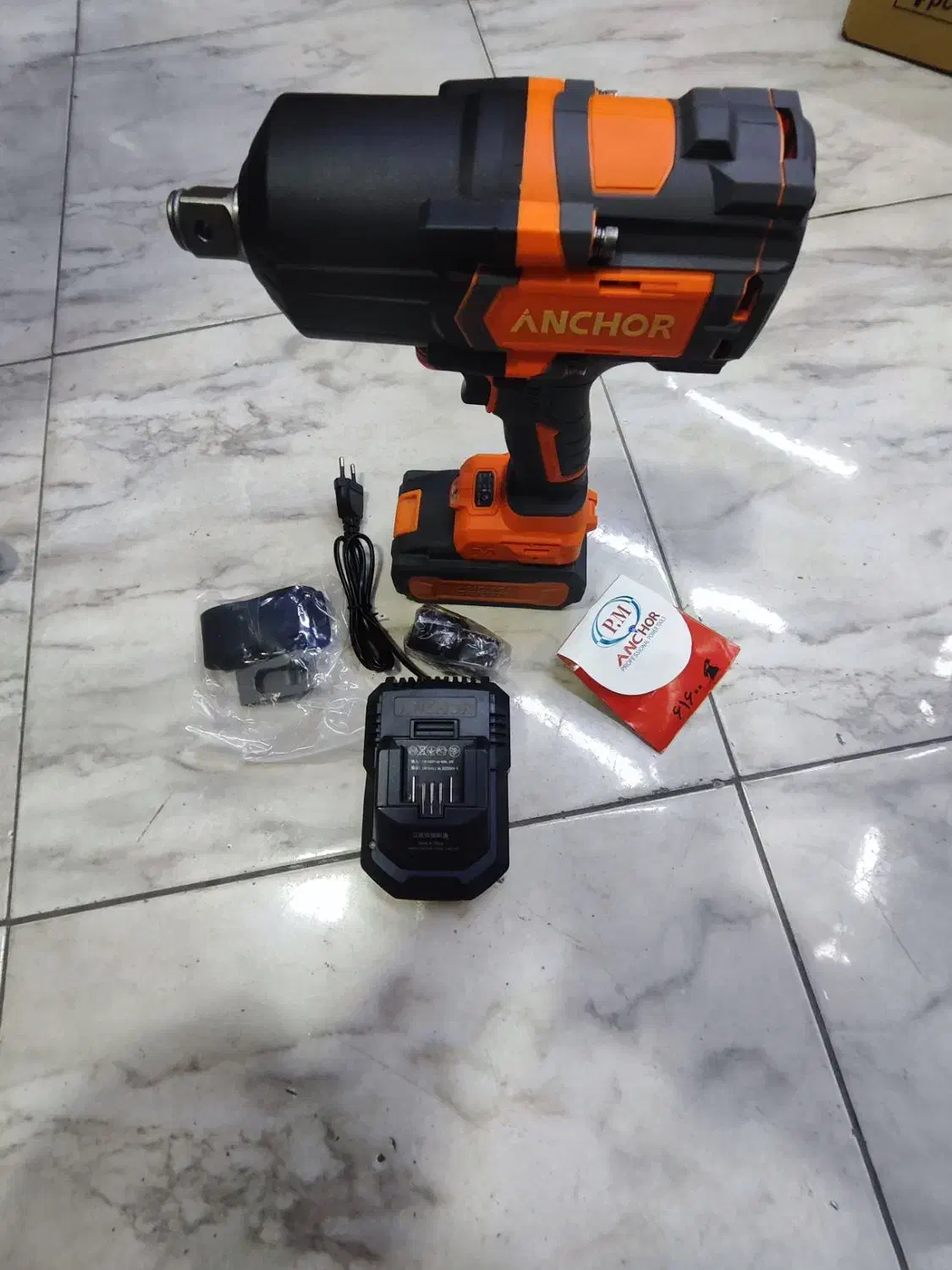 بکس شارژی8آمپر فوق سنگین براشلس آنکور DCW12|ابزارآلات|نسیمشهر, |دیوار