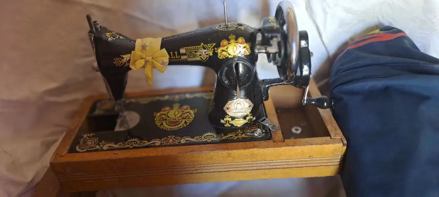 چرخ خیاطی قدیمی.معاوضه|چرخ خیاطی و ریسندگی|پیر بکران, |دیوار