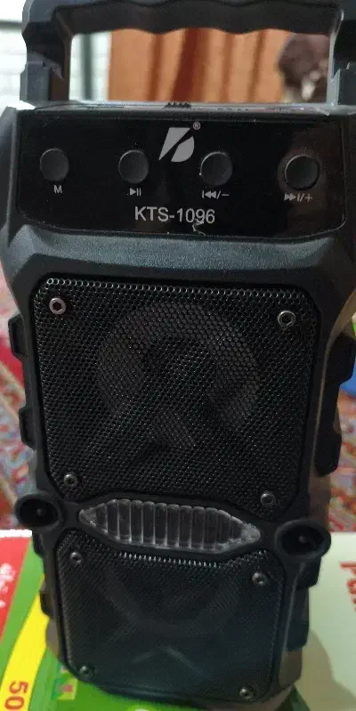 اسپیکرخانگی رو و فلش خور باصدای صاف وبسیاربلند|سیستم صوتی خانگی|گنبد کاووس, |دیوار