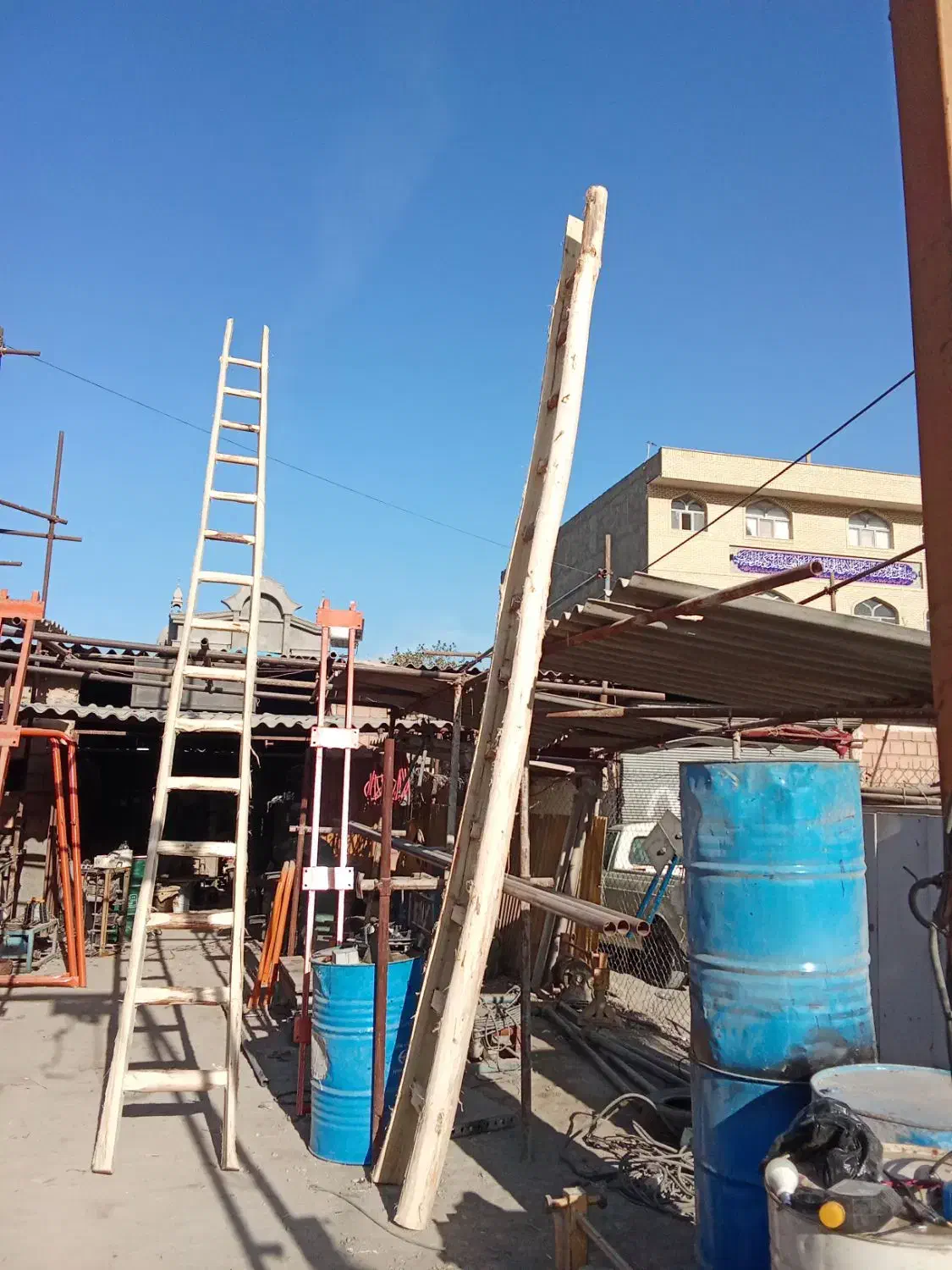 نردبان چوبی|مصالح و تجهیزات ساختمان|اسلام‌شهر, مظفریه|دیوار