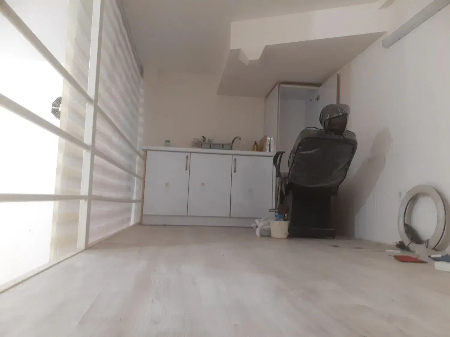 با سلام یک باب مغازه در ولیعصر غربی نرسیده فرید|اجارهٔ مغازه و غرفه|سبزوار, هویزه|دیوار