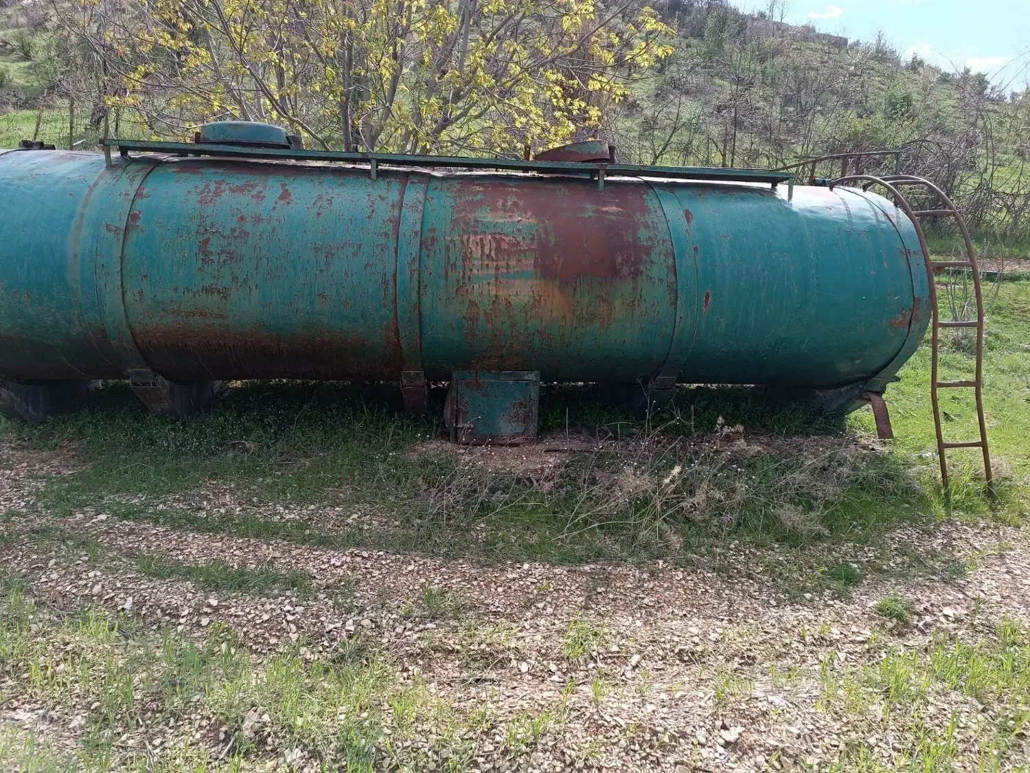 تانکر 15هزار لیتر|ماشین‌آلات صنعتی|گچی, |دیوار