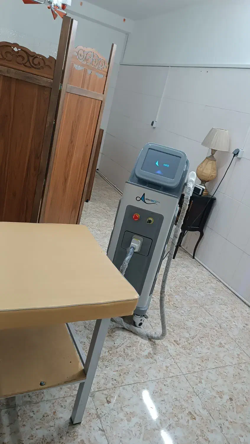 لیزر آقایون و خانم ها|خدمات آرایشگری و زیبایی|بجنورد, |دیوار