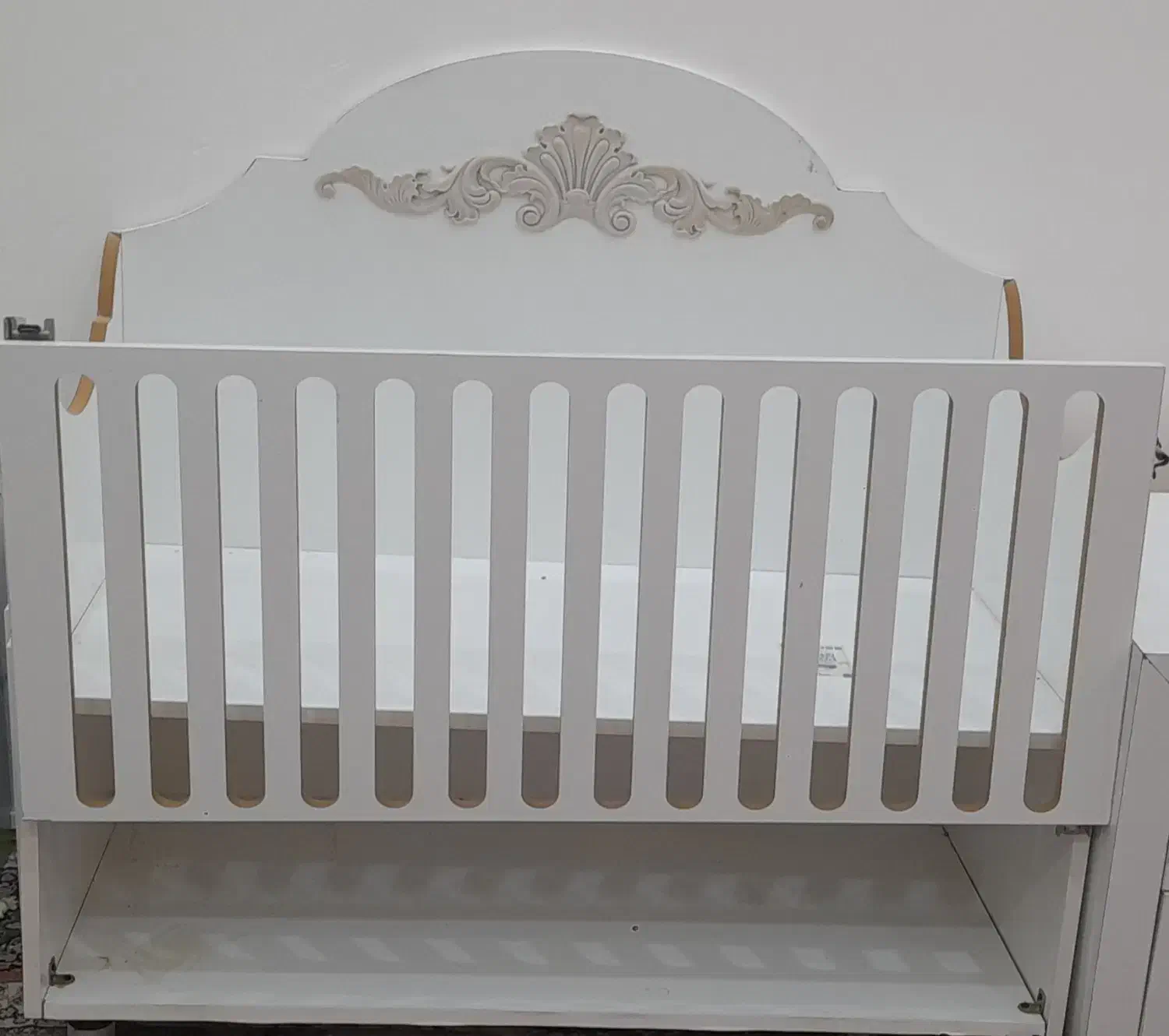 تخت کودک مناسب تا ۳ ۴ سال فقط ۱/۹۵۰|تخت و سرویس خواب|طبس, |دیوار