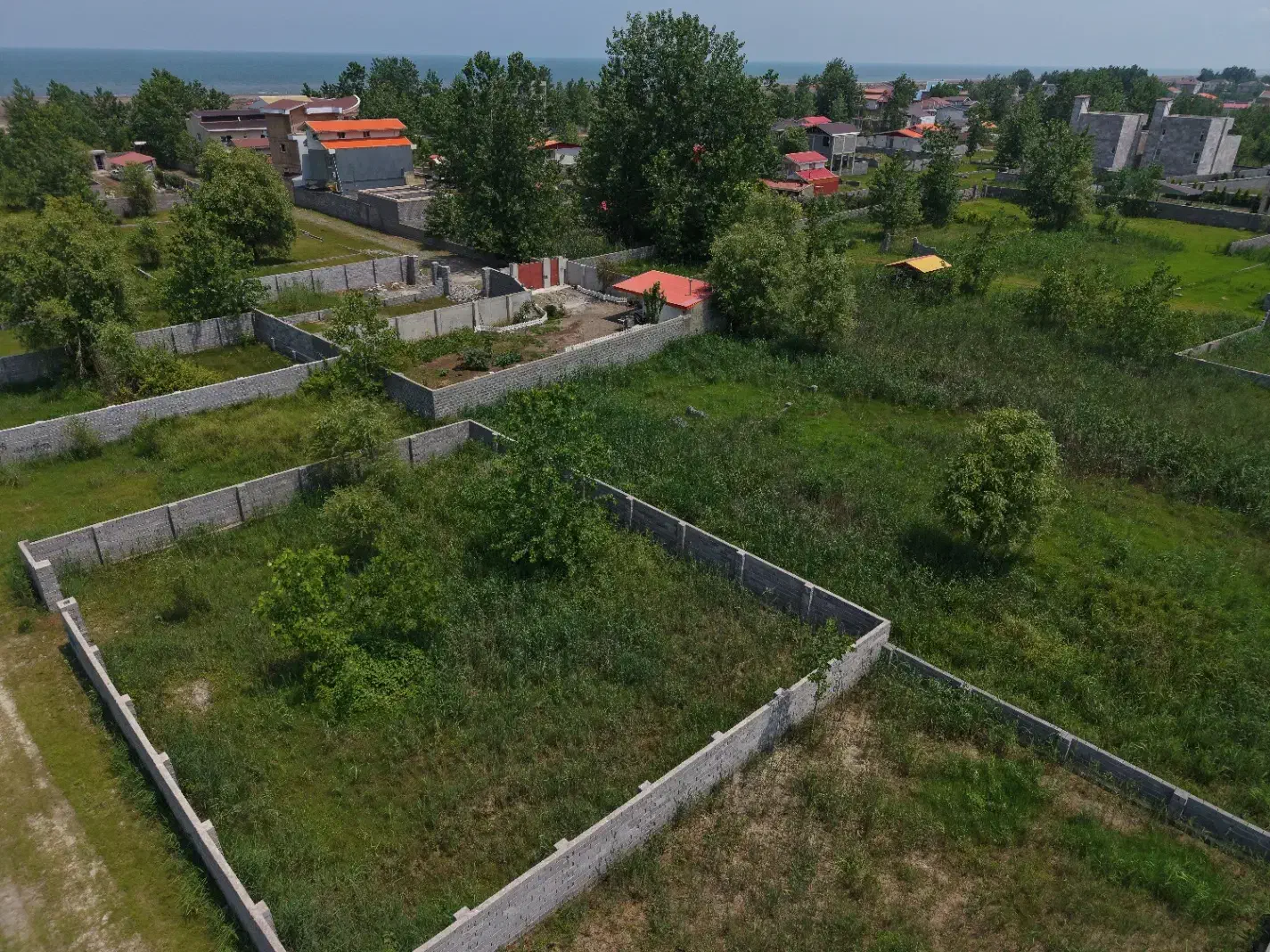 215 متر زمین ساحلی قابل ساخت|فروش زمین و ملک کلنگی|رشت, کاکتوس|دیوار