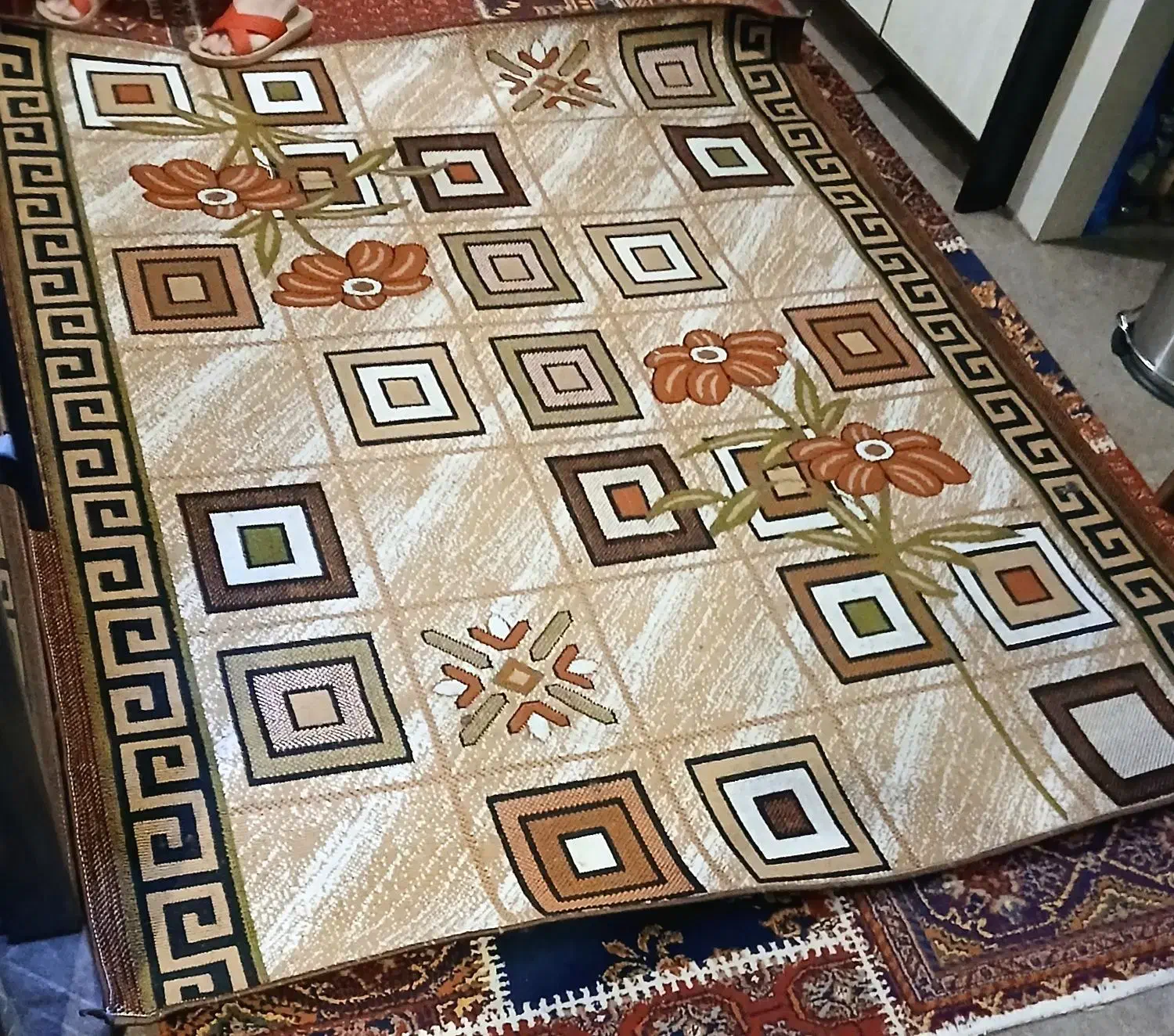 گلیم فرش کویر یک متر و نیم در یک متر و ۸۰ سانت|گلیم، جاجیم، گبه|کرج, باغستان|دیوار