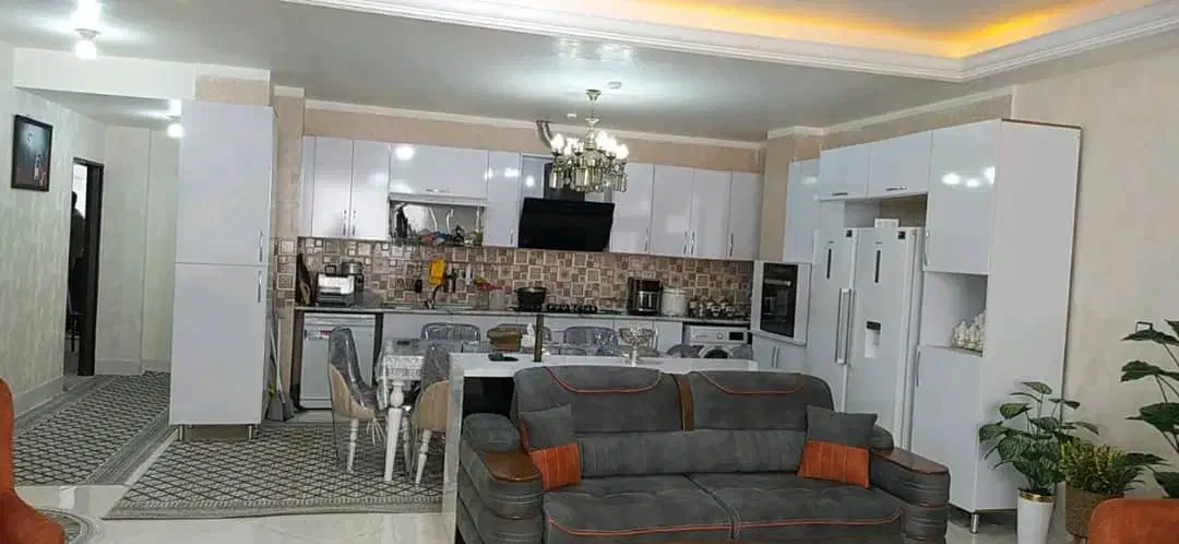 فایلf39 انقلاب اول رازی/آپارتمان تک واحدی۳خواب|فروش آپارتمان|خرم‌آباد, |دیوار